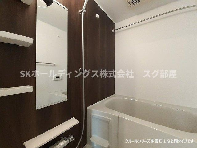 ボン・クールⅣの浴室