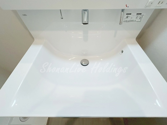 厚木市中町４丁目の賃貸マンションの洗面所