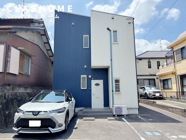 半城土中町戸建借家　B棟の駐車場