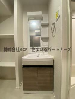 RESIDENCE花畑の独立洗面台|清潔感のあるトイレです