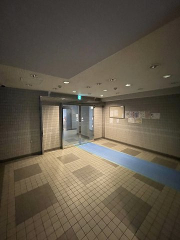 湊川パークサイドのロビー