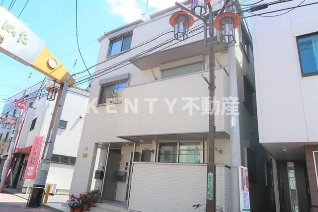 【外観】 | ヴィリヤ　アマンダ | 外観は落ち着いています