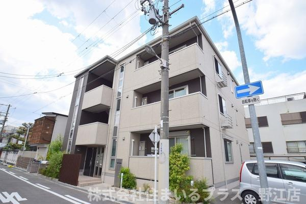 キャトルセゾンの外観