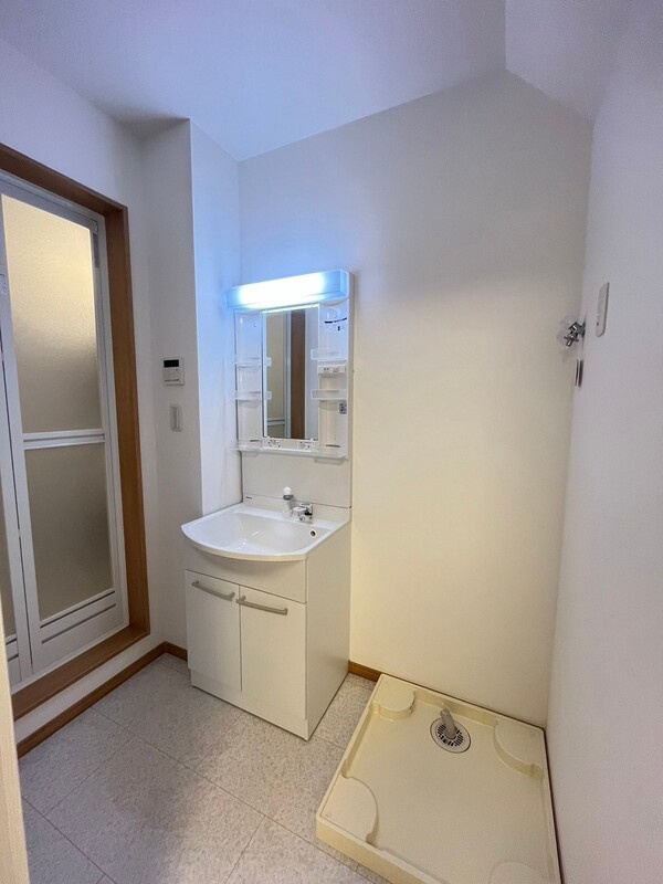 ハレレア南柏の洗面所|広い洗面スペース