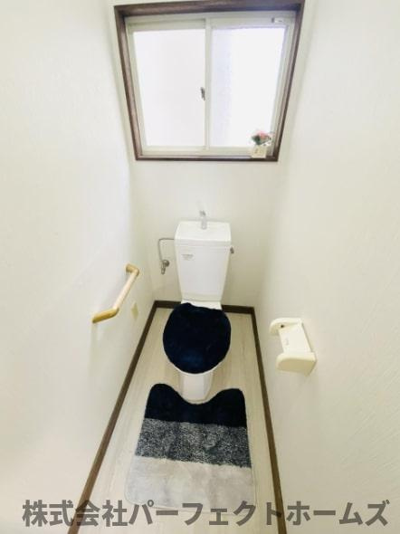 津田東町2丁目戸建のトイレ|トイレです