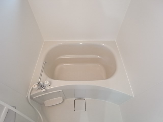 リヴィエールなかつかの浴室