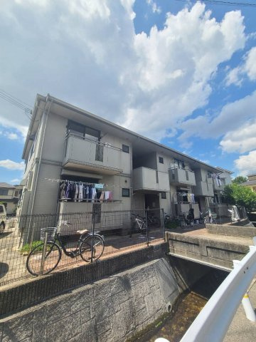 リヴィエールなかつかの外観