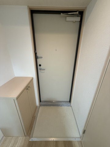 マロット天神橋の玄関