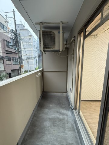 マロット天神橋のバルコニー
