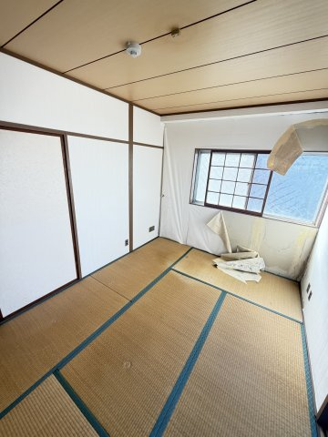 グリーンマンションの和室
