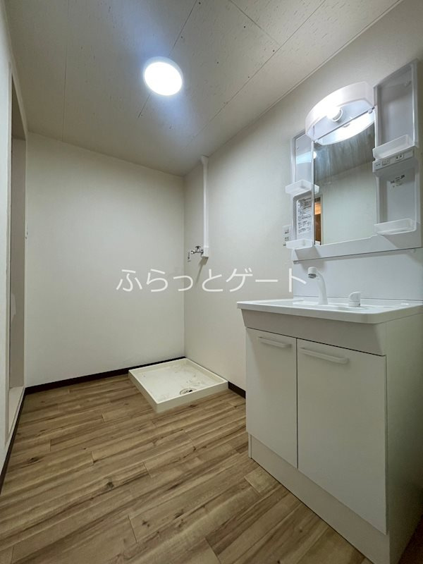 TAIRA　BLG の独立洗面台