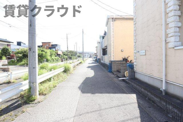 ユイマール末広の周辺