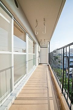 百花園パーク・ファミリアのバルコニー