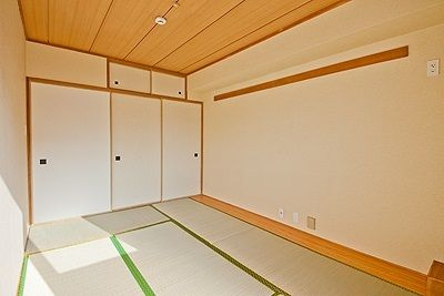 百花園パーク・ファミリアの和室