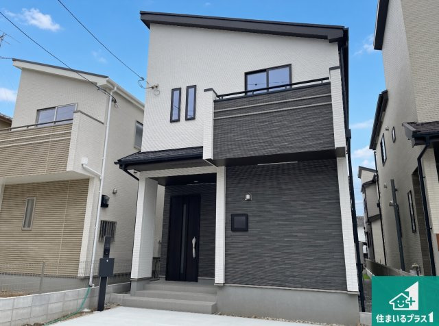 ■尼崎市東園田町　新築一戸建ての外観|安心の10年保証！外観を美しく保ち、雨水で汚れを落とします！気になることがありましたら、お気軽にお問い合わせください！