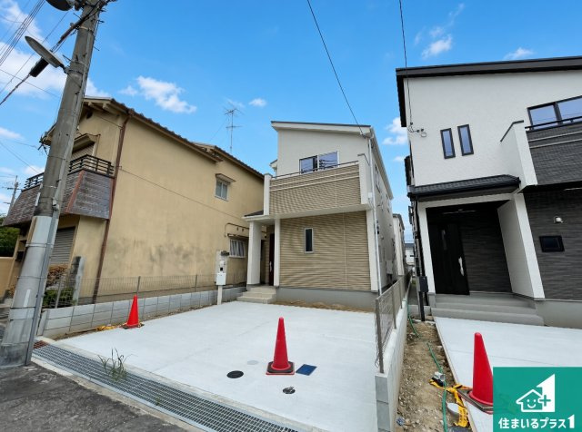 ■尼崎市東園田町　新築一戸建ての外観|安心の10年保証！外観を美しく保ち、雨水で汚れを落とします！気になることがありましたら、お気軽にお問い合わせください！