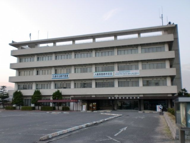 トリニティの周辺