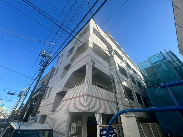 R FIELDS KAWAGUCHI