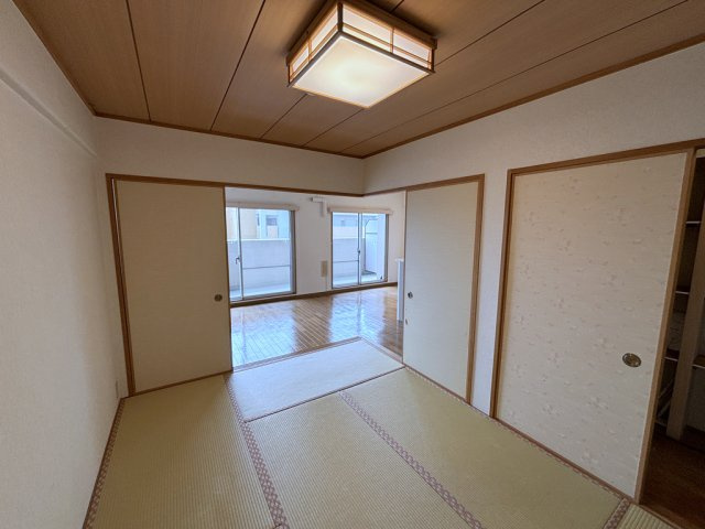 ディオ・フェルティ丹波橋右芳館の和室