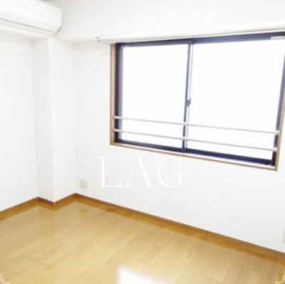 【居間・リビング】 | ヴィブレ飛鳥 | 洋室のお部屋です。