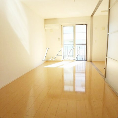 【居間・リビング】 | ローズコート新江古田 | 洋室のお部屋です。