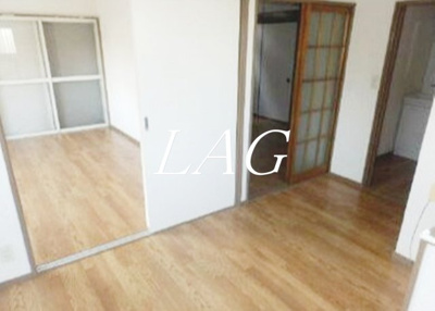 【居間・リビング】 | サンヒルズ町田 | 洋室のお部屋です。