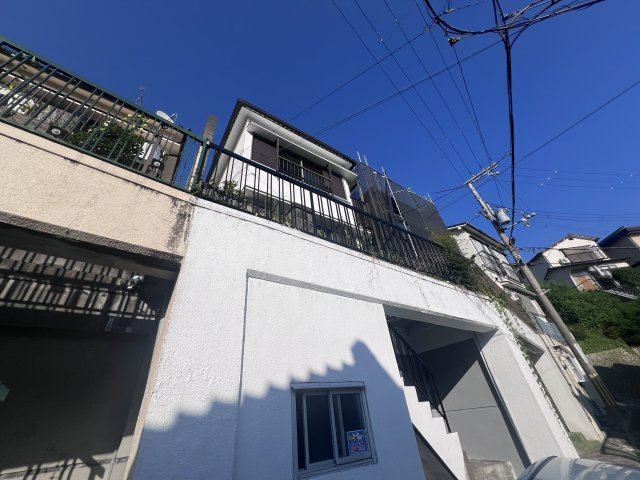 鈴蘭台南町7丁目貸家の外観