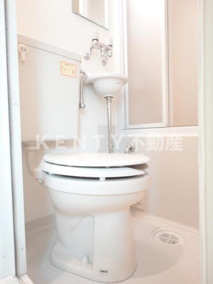 【トイレ】 | ＶＩＬＬＡ　ＹＵＴＡＫＡＣＨＯ | 落ち着いたトイレです