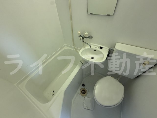 ライラック小阪の浴室