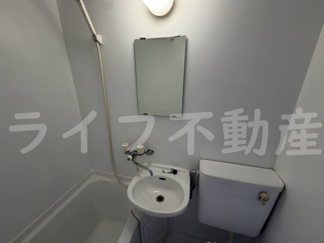 ライラック小阪の洗面所