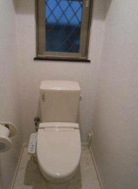 アドバンスのトイレ|落ち着いたトイレです