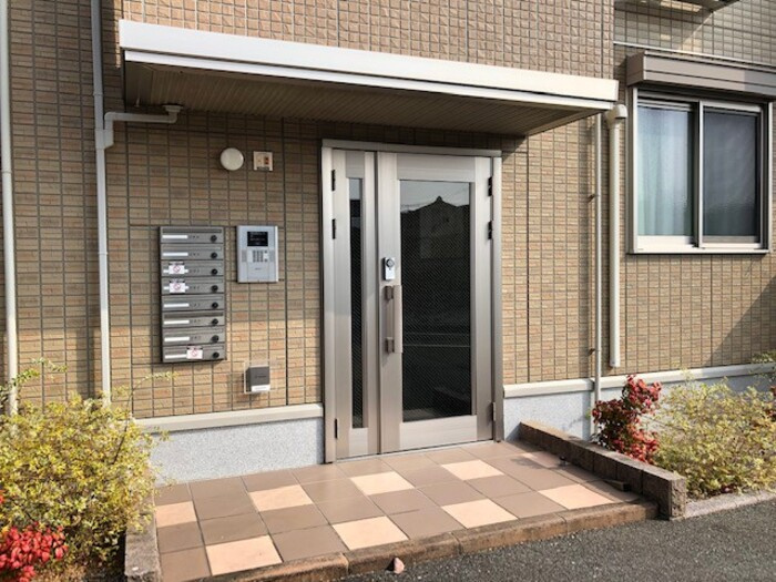 セジュール合川南　A棟のエントランス