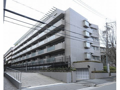 パークハイム千里藤白台の外観