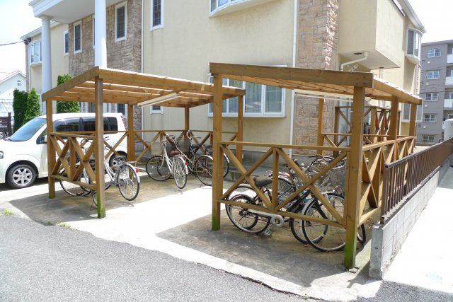 メルローズプレイスのその他|自転車置き場です