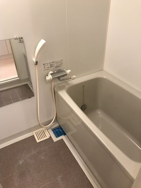 ディアコート白川の浴室