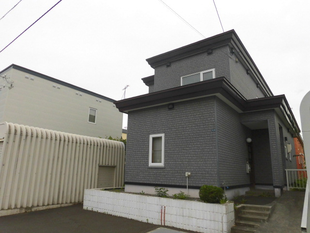 札幌市南区藤野一条８丁目の一戸建て