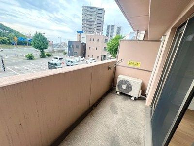 Ｓ－ＦＯＲＴ熊本慶徳のバルコニー