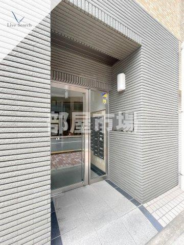 フィルモア ワンのエントランス