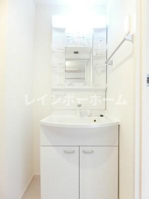 リブリ・シャン.ハイツ みずほ台の洗面所