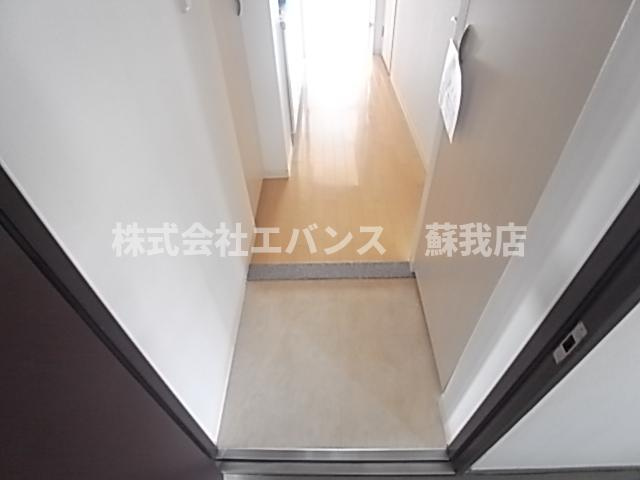 【玄関】 | スカール千葉みなと | 収納もある玄関です