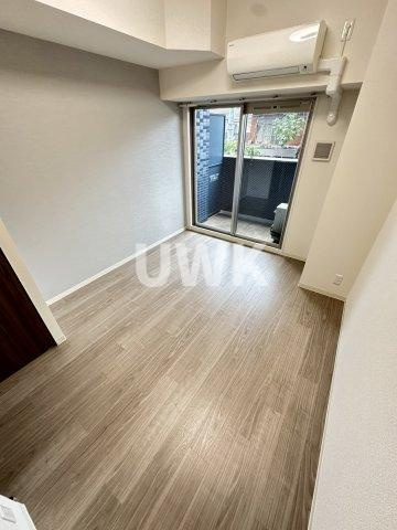 名古屋市中村区若宮町４丁目の賃貸マンションの居間・リビング