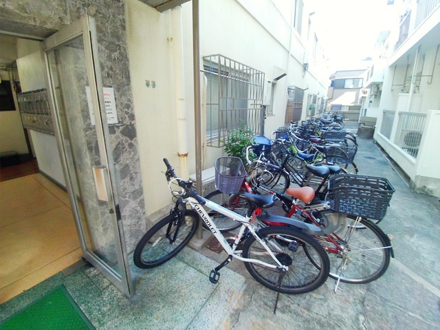 第二篠原荘のその他共用部分|駐輪場