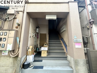 山中ハイツのエントランス