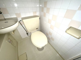 浴室内にトイレあり！