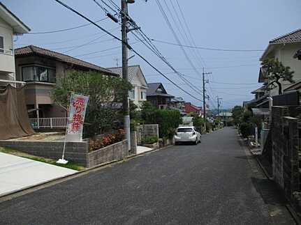 廿日市宮園上5丁目の前面道路含む現地写真