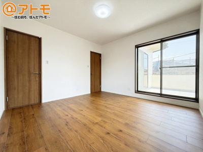 【寝室】 | 富士市伝法　中古戸建て　全1棟