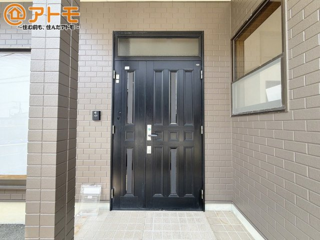 【玄関】 | 富士市伝法　中古戸建て　全1棟