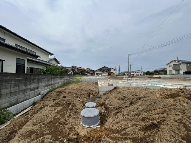 新築　伊勢崎市豊城町第２　クレイドルガーデン　6号棟の駐車場|現地写真　駐車スペースは並列3台分可能です！
