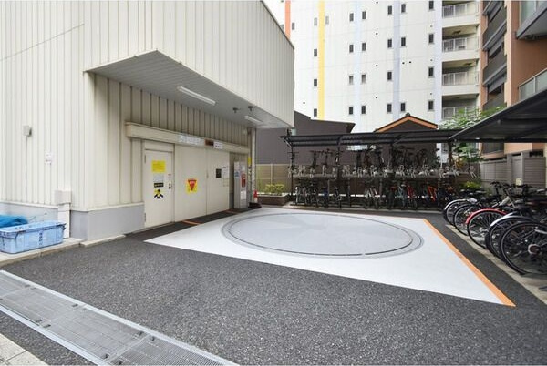 LaSante東別院の駐車場|車をお持ちの方に嬉しい駐車場付きの物件です