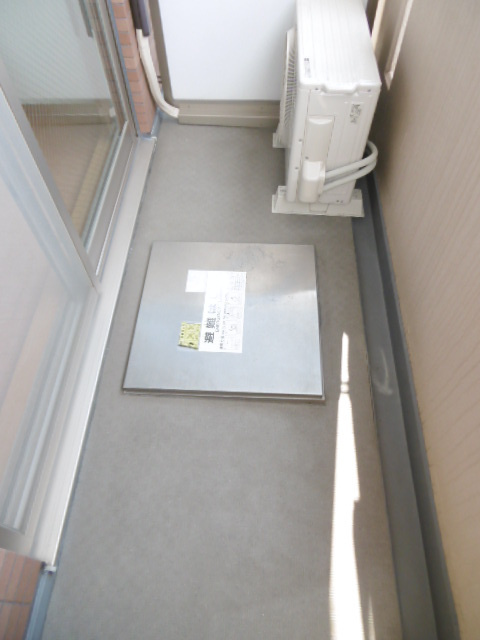 ニューシティアパートメンツ円上町のバルコニー|前回募集時の写真です。
